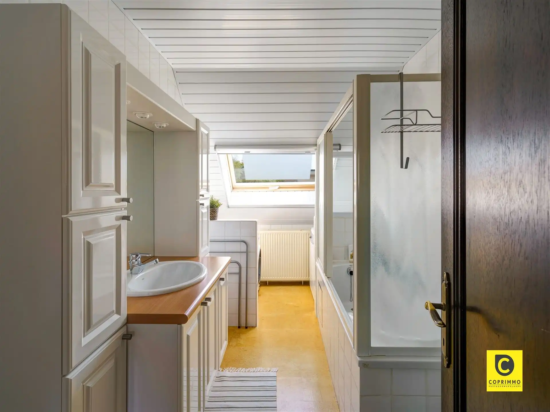 Duplex-appartement met zeer ruim terras en 2 slpk. foto 8