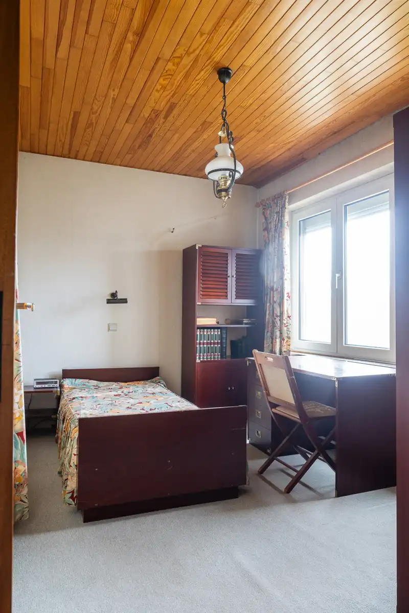 Eengezinswoning met tuin, garage en autostaanplaats foto 16