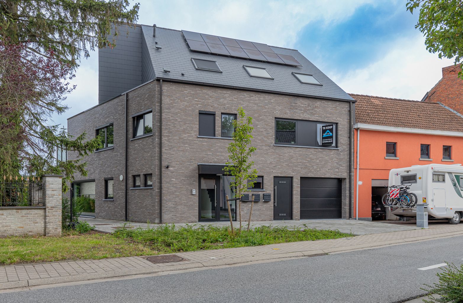 Nieuwbouwappartement te koop in Lebbeke! foto 1