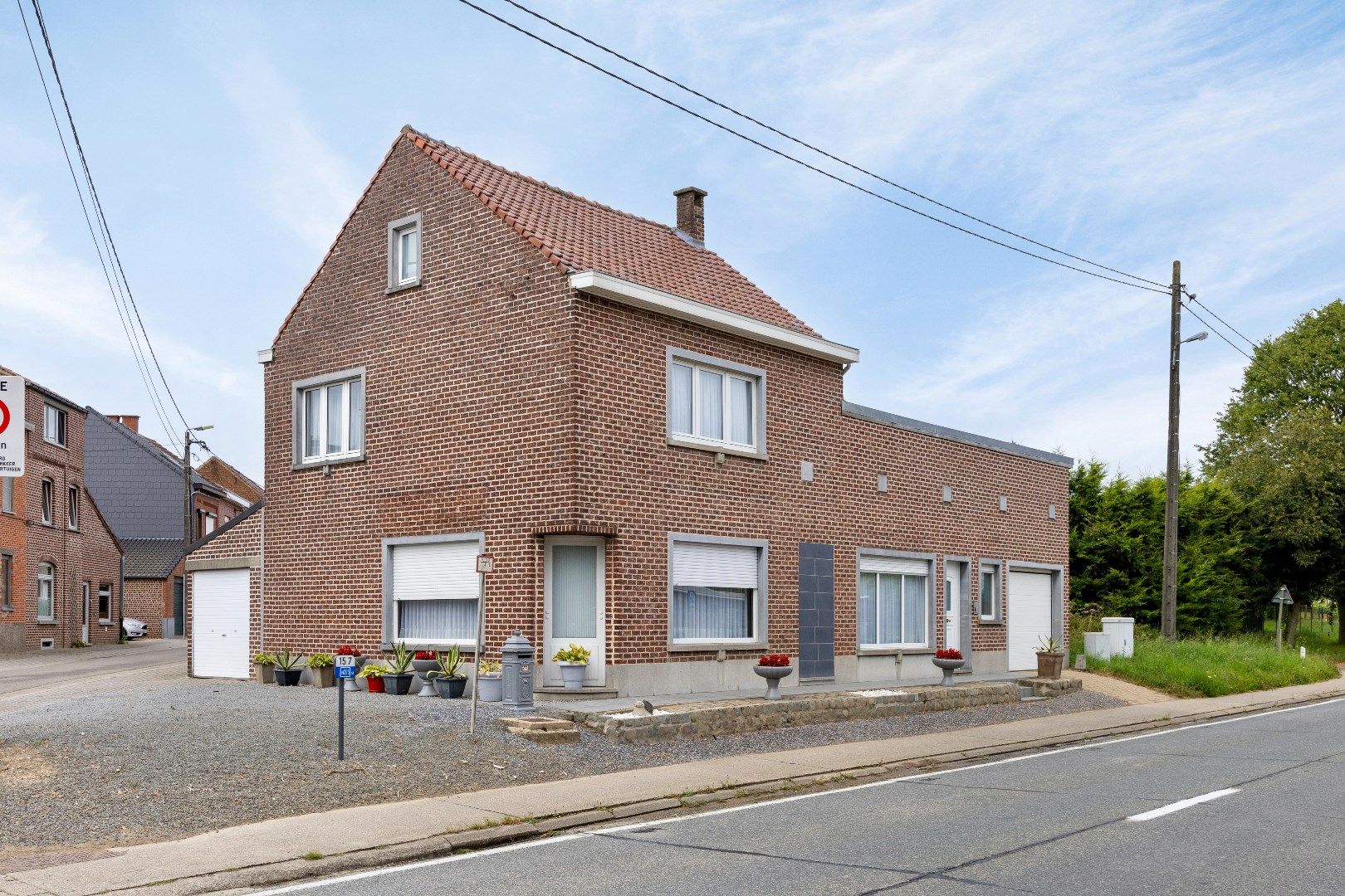 Solide woning met tal van mogelijkheden. foto 2