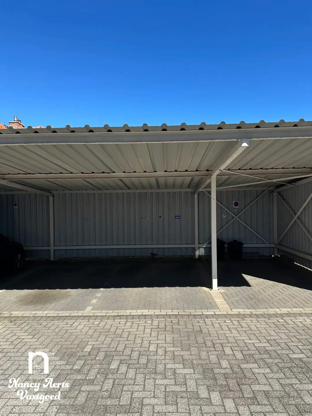 2-slaapkamerappartement met terras en carport in Beringen foto 19
