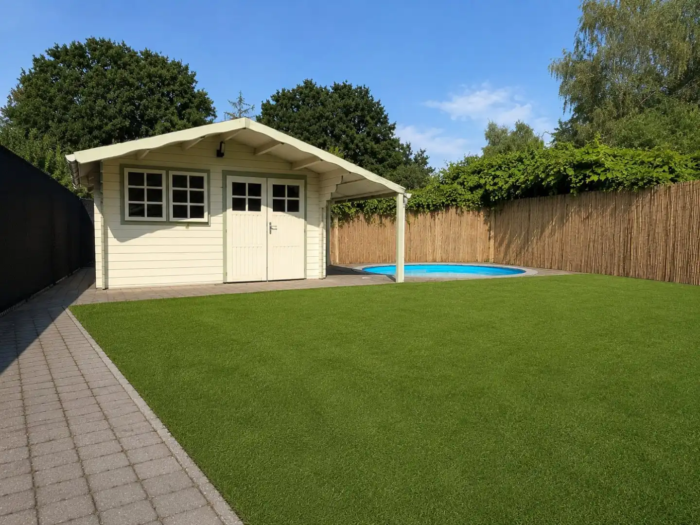 Instapklare halfopen bebouwing met 3 slaapkamers, afgewerkte zolder, zwembad en EPC A foto 27