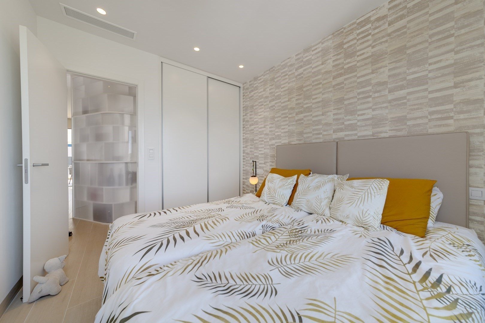 Perfect gelegen penthouse met zeezicht te Las Colinas (Alicante) foto 9