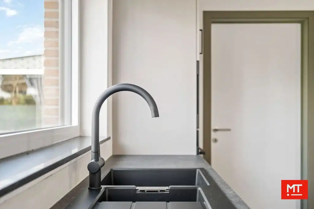Halfopen nieuwbouwwoningen op een rustige locatie in Wervik foto 11