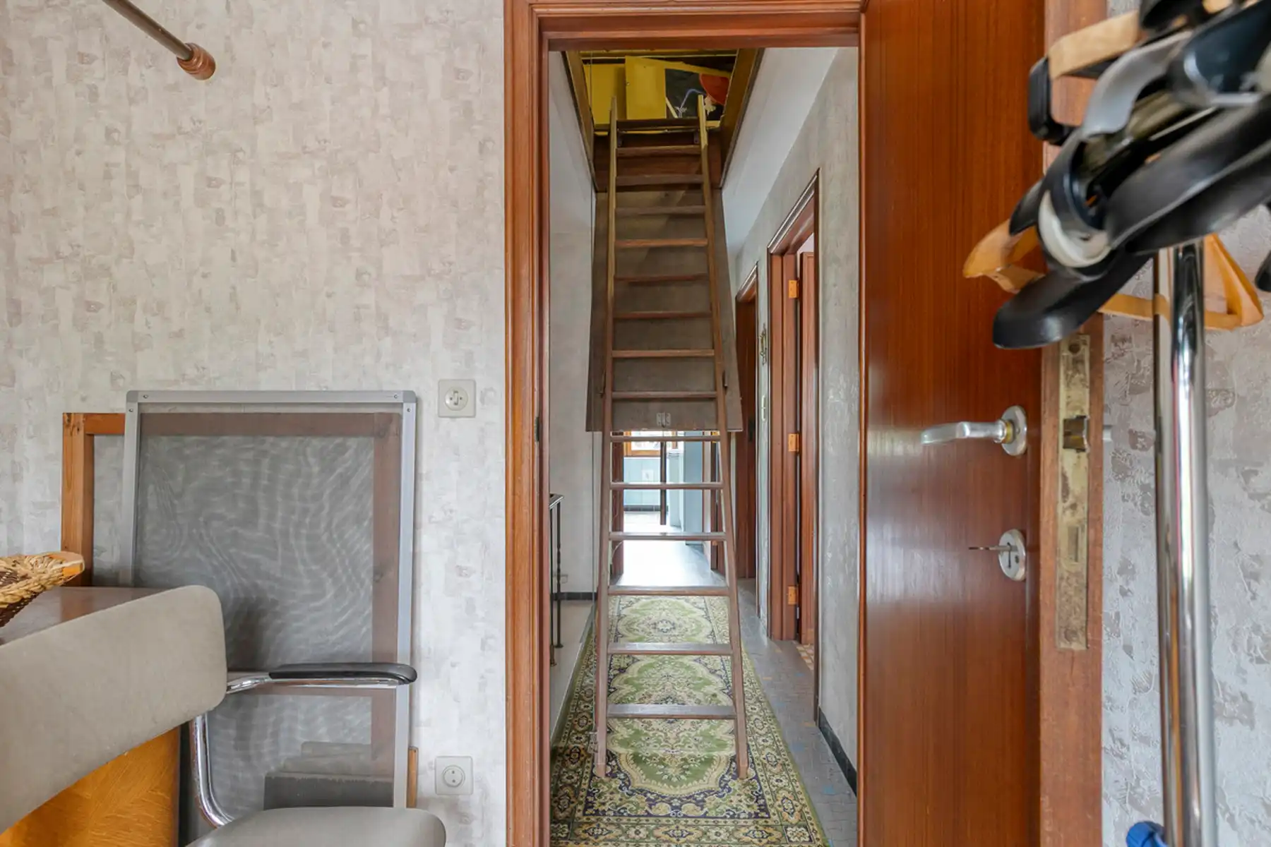 Te renoveren HOB met 3 slaapkamers en garage foto 19