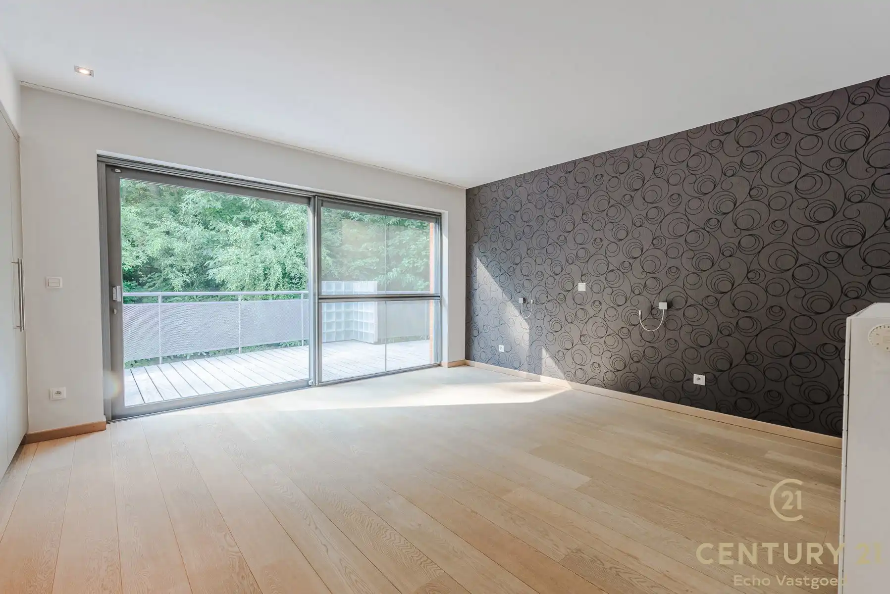 Luxe, ruime penthouse (192m²) met groot terras tegen het bos foto 13