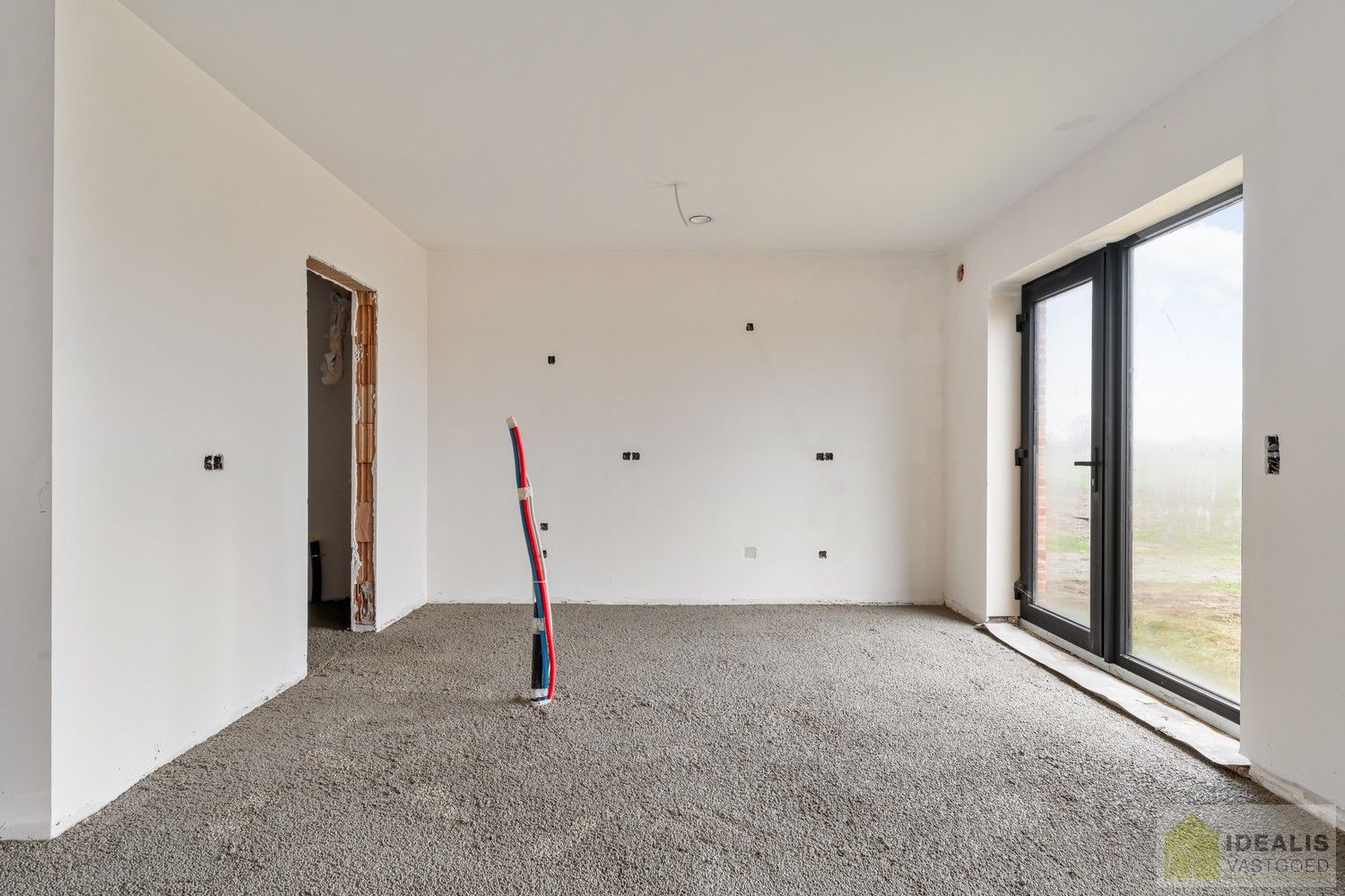 PRACHTIGE NIEUWBOUWWONING (GRONDAANDEEL €85.000,00 + 12% REGISTRATIERECHTEN EN CONSTRUCTIE €293.000,00 + 21% BTW) MET EEN HEERLIJK LICHTRIJKE WOONKAMER MET OPEN KEUKEN MET AANSLUITEND BERGPLAATS, 3 SLAAPKAMERS, EEN RUIME BADKAMER VOORZIEN VAN ALLE COMFORT! EEN HEERLIJK RUIM HUIS MET EEN LEUKE TUIN, OP EEN GEGEERDE LOCATIE NABIJ HET CENTRUM VAN REPPEL! foto 8