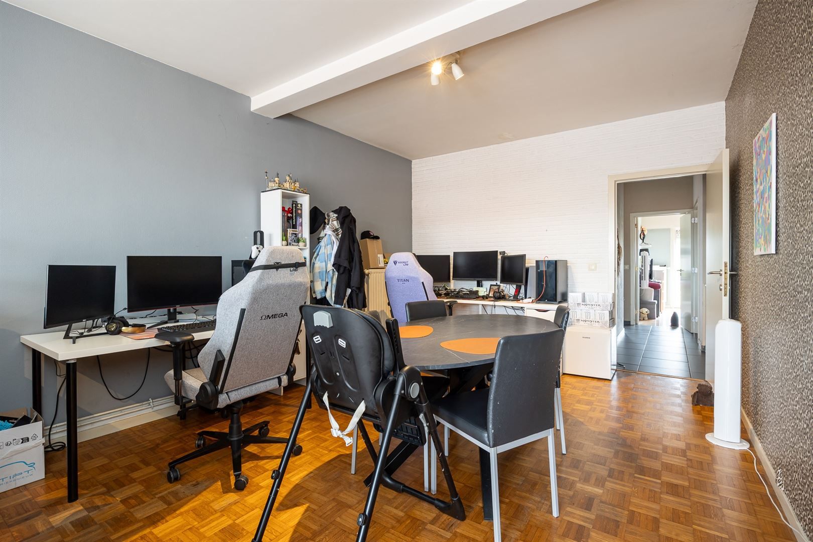 Opbrengsteigendom met 5 appartementen en garages foto 27