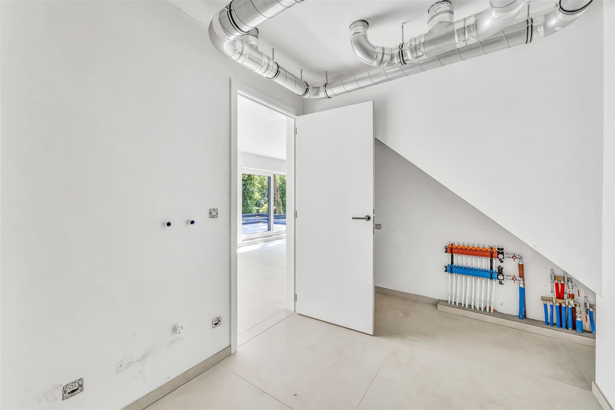 NIEUWBOUW DUPLEXAPPARTEMENT (165M²) MET 2 SLAAPKAMERS EN RUIM TERRAS NABIJ BERINGEN CENTRUM foto 10