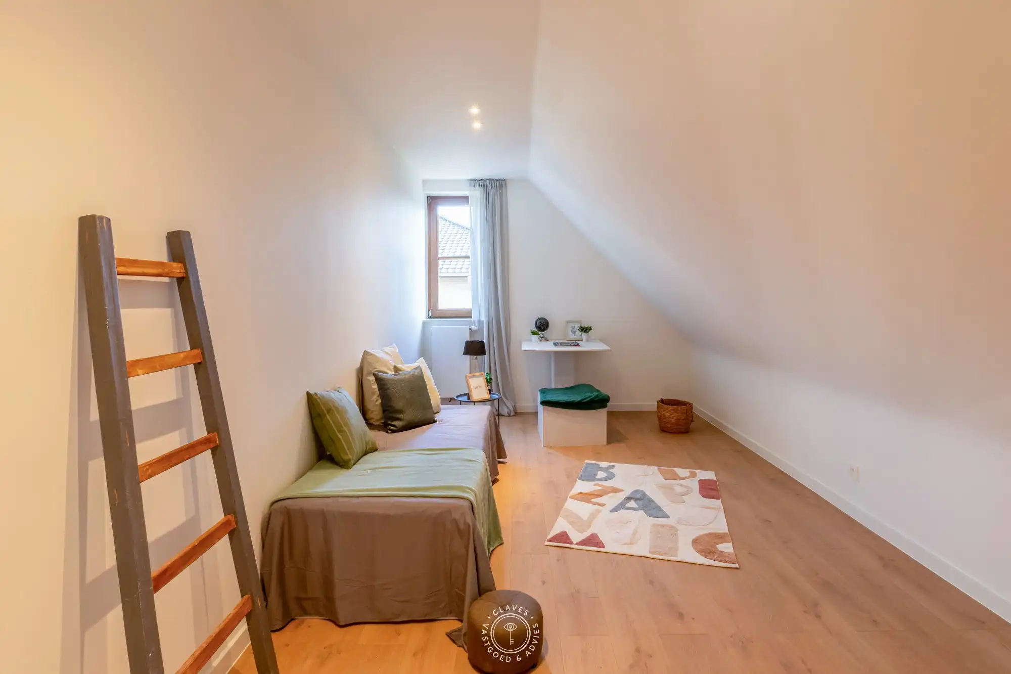 Prachtig gerenoveerde villa met westelijk georiënteerde tuin foto 27