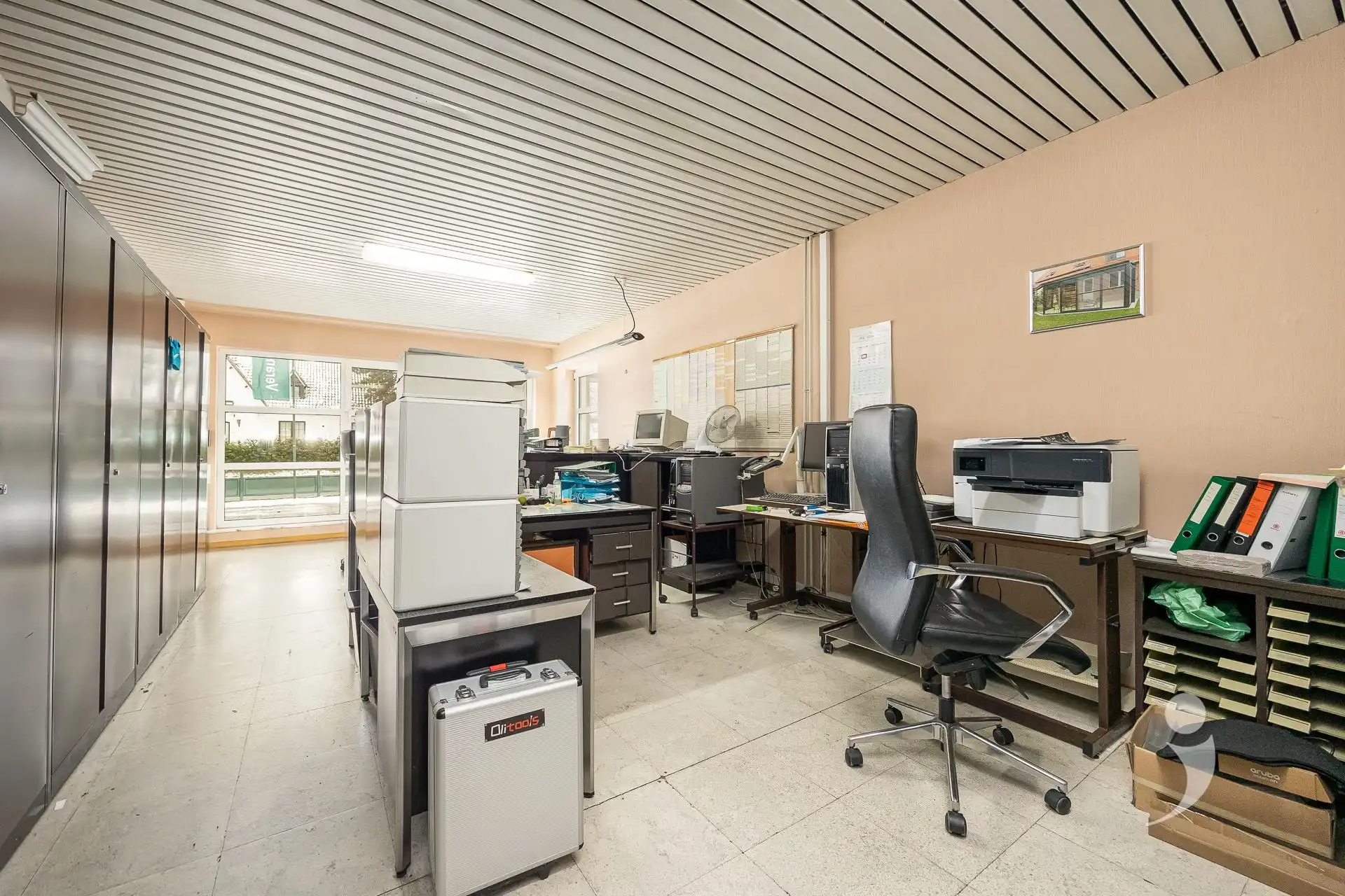 Site met industriële hal en veel potentieel foto 10