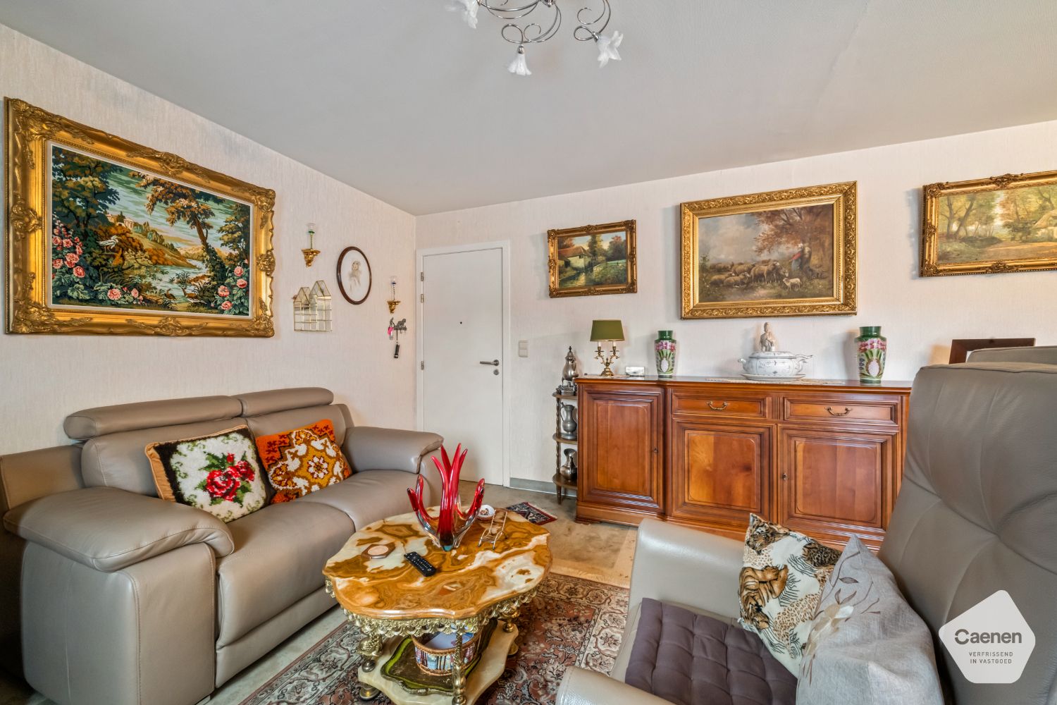 Eén slaapkamer appartement met twee ruime terrassen vlakbij het strand foto 5