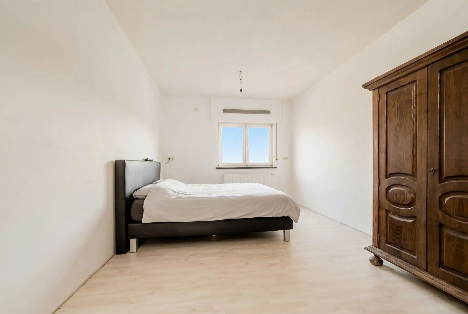 Zeer ruime woning met 6 slks, ideaal voor een groot gezin of co-housing. foto 11