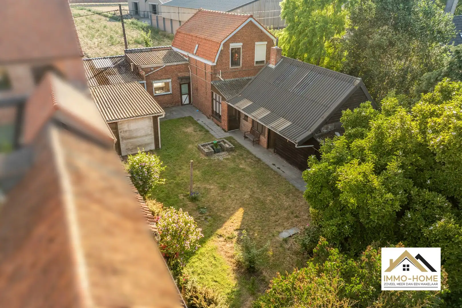 Te renoveren woning in landelijke omgeving!  foto 2