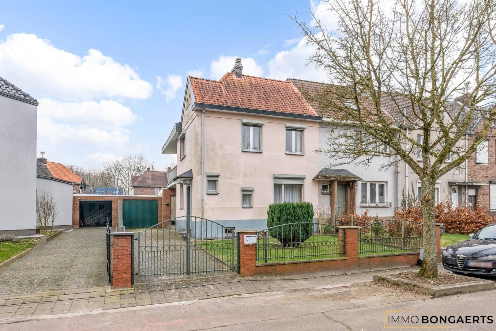 Hoofdfoto van de publicatie: Ruime woning met 4 slaapkamers