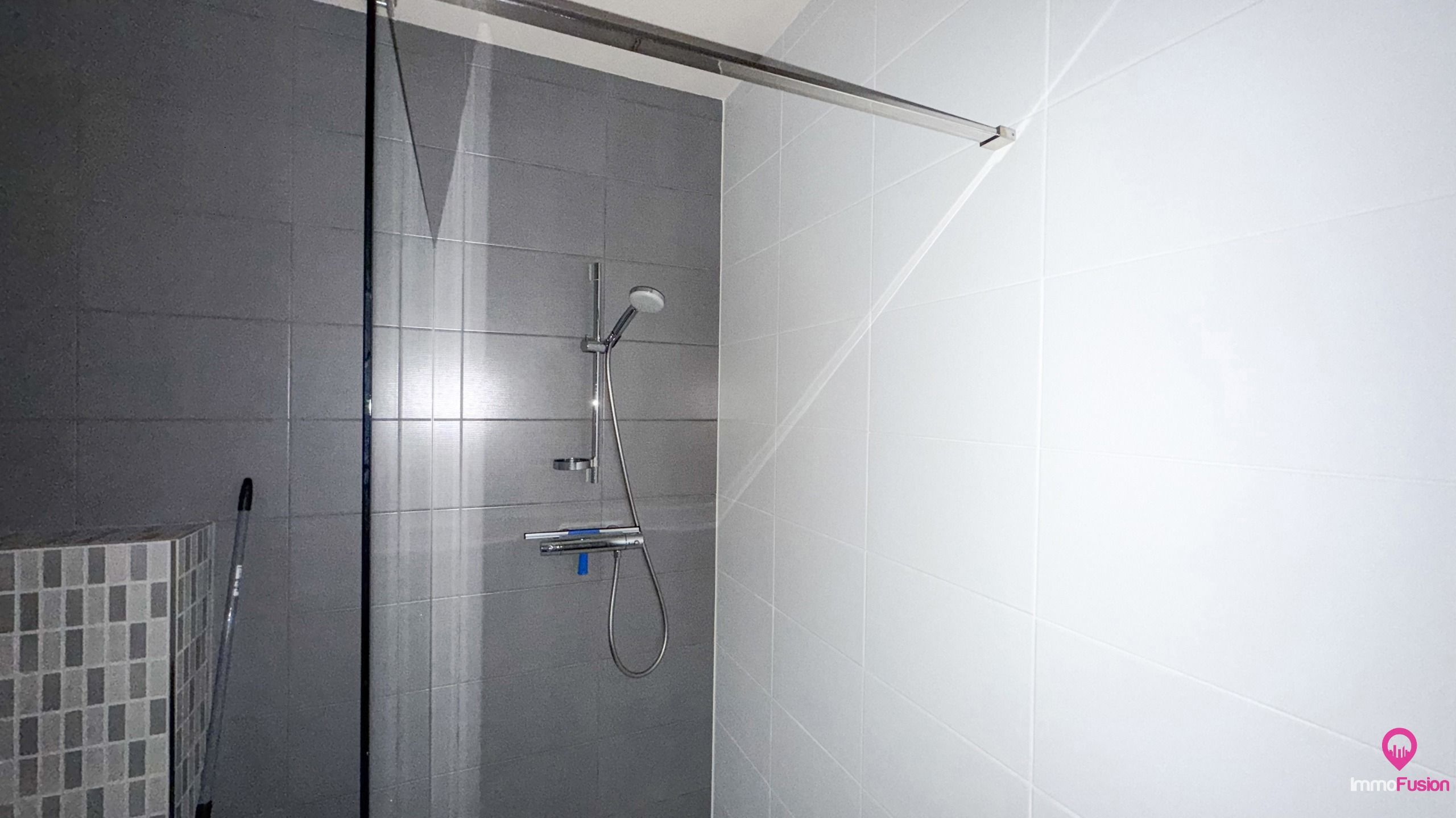 Gelijkvloers appartement me tuin en autostandplaats! foto 11