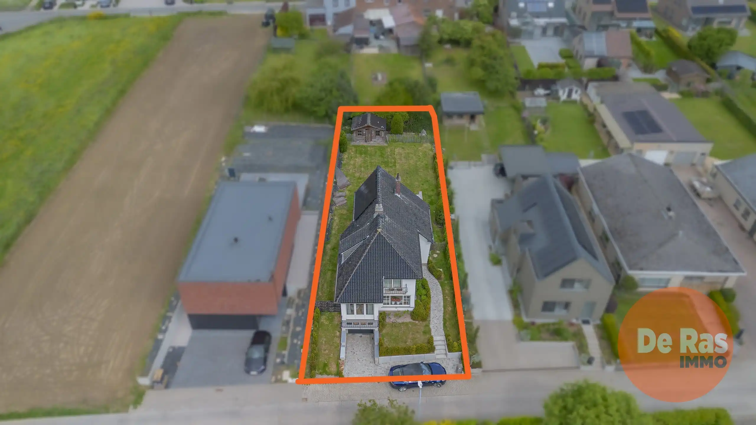 HERZELE- Gerenoveerde villa in een groen kader nabij centrum foto 3