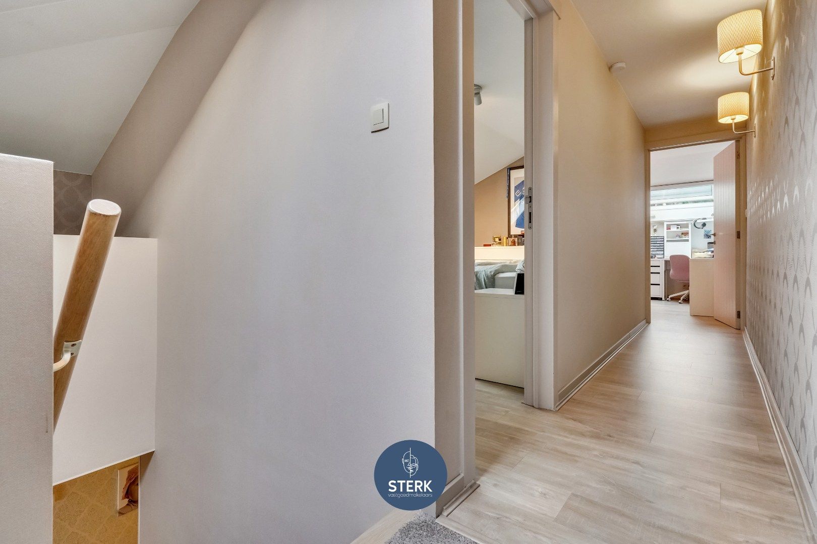 VERZORGDE GEZINSWONING MET 4 SLPKS IN EEN GROENE OMGEVING TE GELLIK !  foto 16