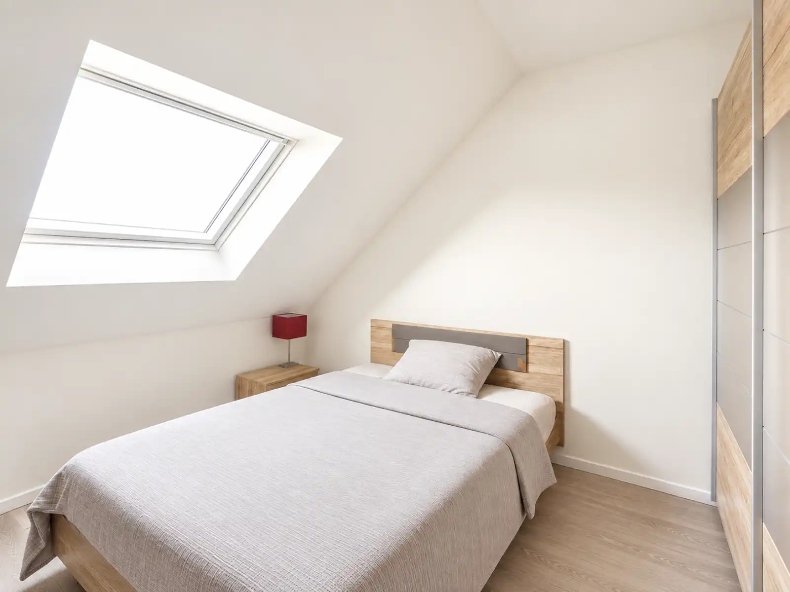 Instapklare woning met 3 slaapkamers te Lede! foto 25