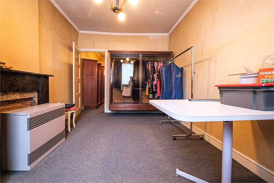 HANDELSPAND MET WOONST IN HET CETRUM VAN SINT-TRUIDEN foto 37