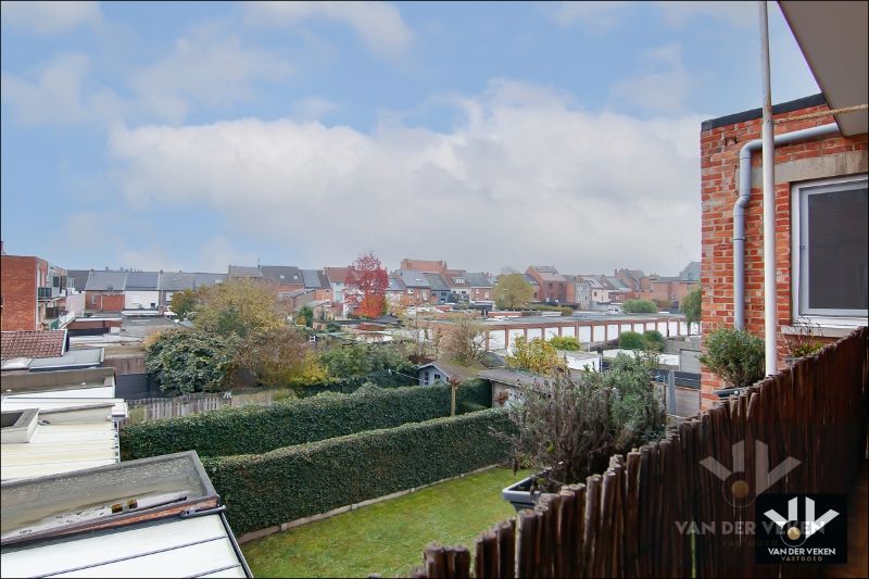 Instapklaar, energiezuinig 2-slpkapp op centrale locatie foto 11
