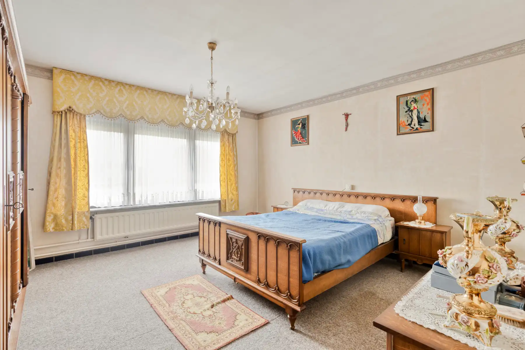 Ruime halfopen te renoveren bebouwing foto 15