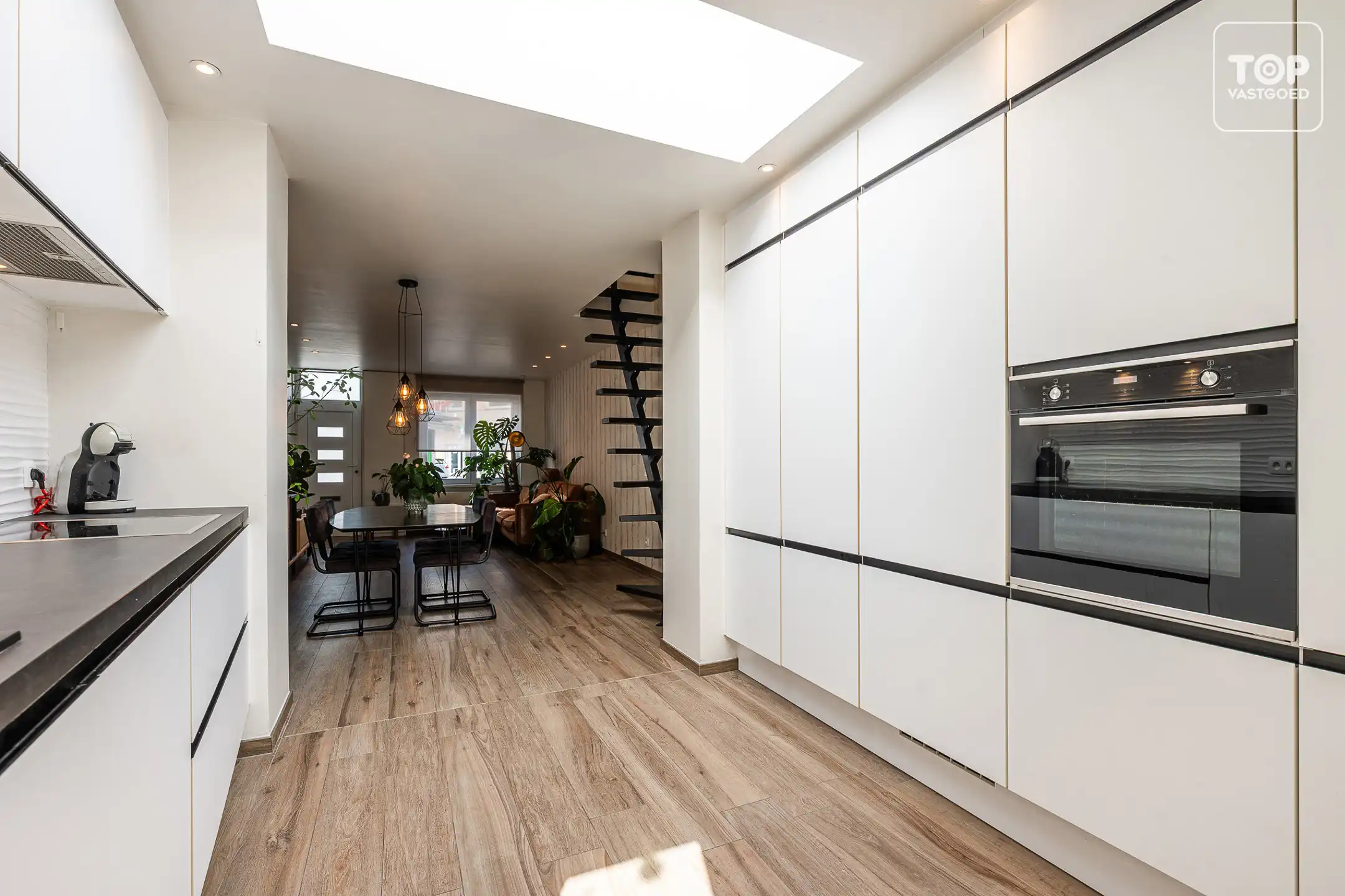 Ideale starterswoning met 2 slaapkamers en dressing. foto 7