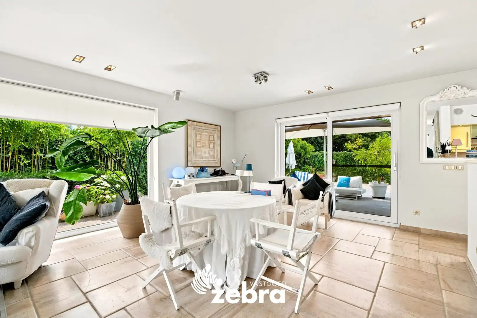 Villa in doodlopende straat te Roeselare! foto 6