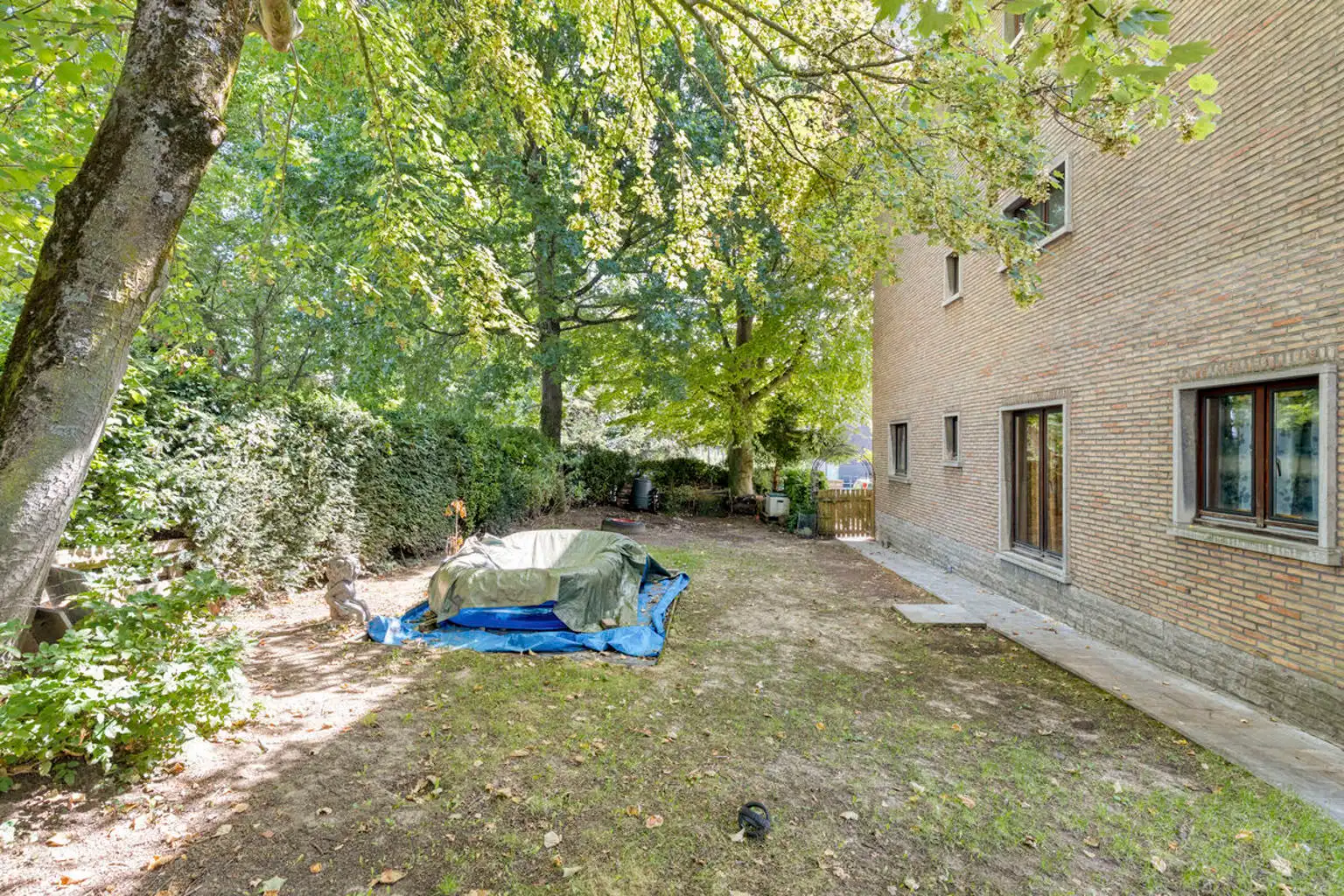 Zeer ruime woning met 4 slaapkamers en appartement in Zellik foto 35