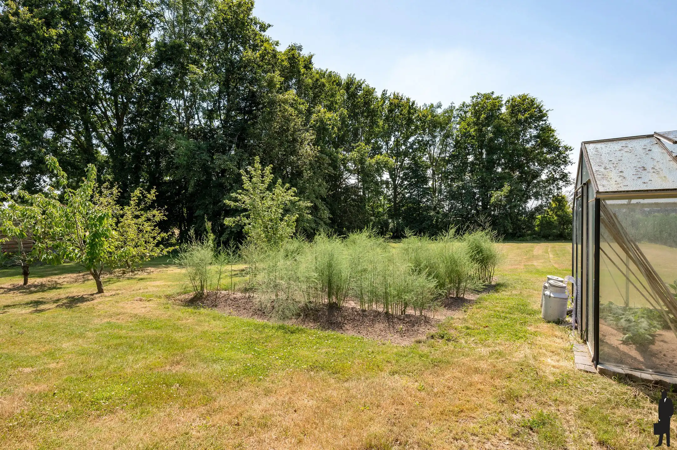 Ruime vrijstaande villa met 4 slaapkamers, inpandige garage en zuidgerichte tuin op een perceel van 2.957 m². foto 26