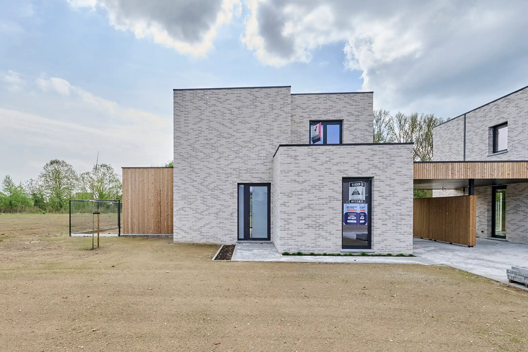 Open bebouwing met vrij uitzicht foto {{pictureIndex}}