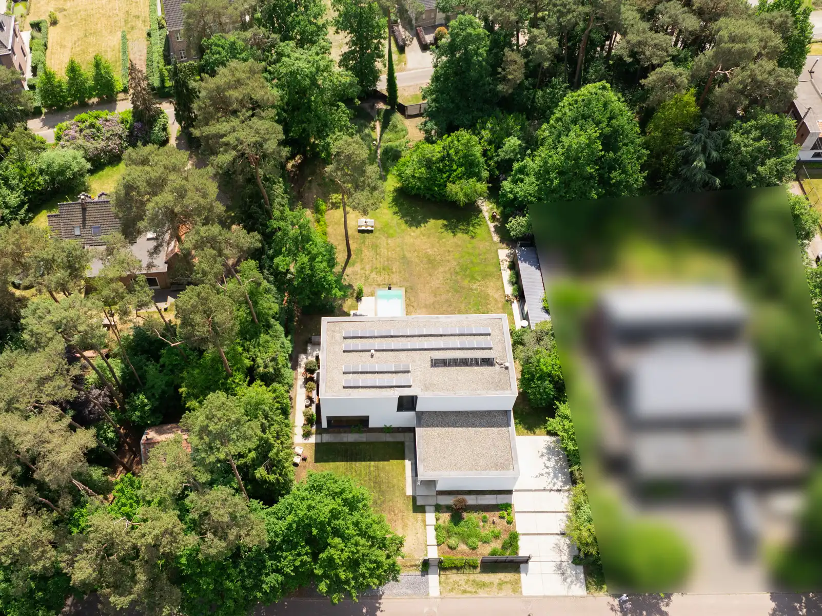 Ruime moderne luxe villa met zwembad op ca. 2339 m². foto 30