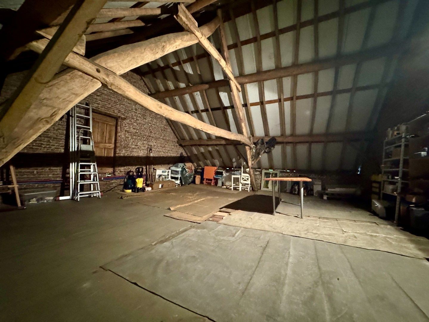 Te koop: ruime woning met onder andere slaapkamer en badkamer op het gelijkvloers.  foto 24