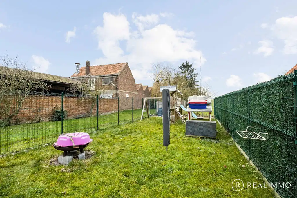 Gezellige en stijlvol gerenoveerde rijwoning te Sint-Denijs foto 25