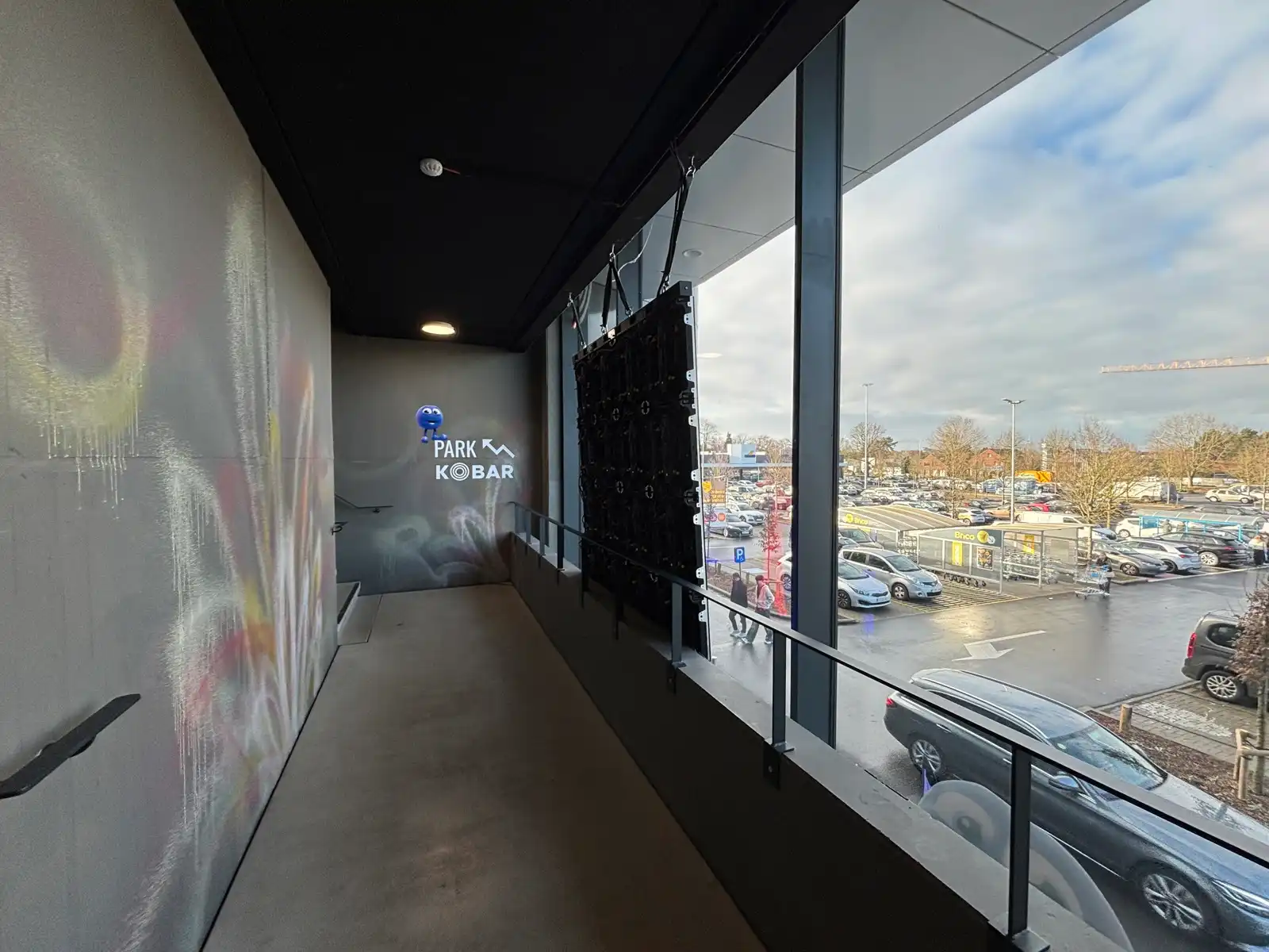 Commerciële unit te huur boven Brico – Oostakker Gent foto 3