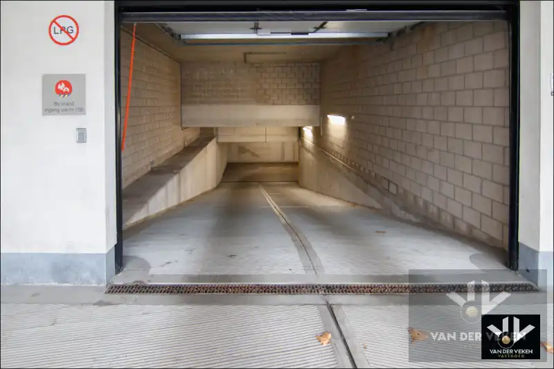 Energiezuinig, ruim en lichtrijk appartement met 2 slaapkamers en 2 terrassen op een goed bereikbare locatie foto 12