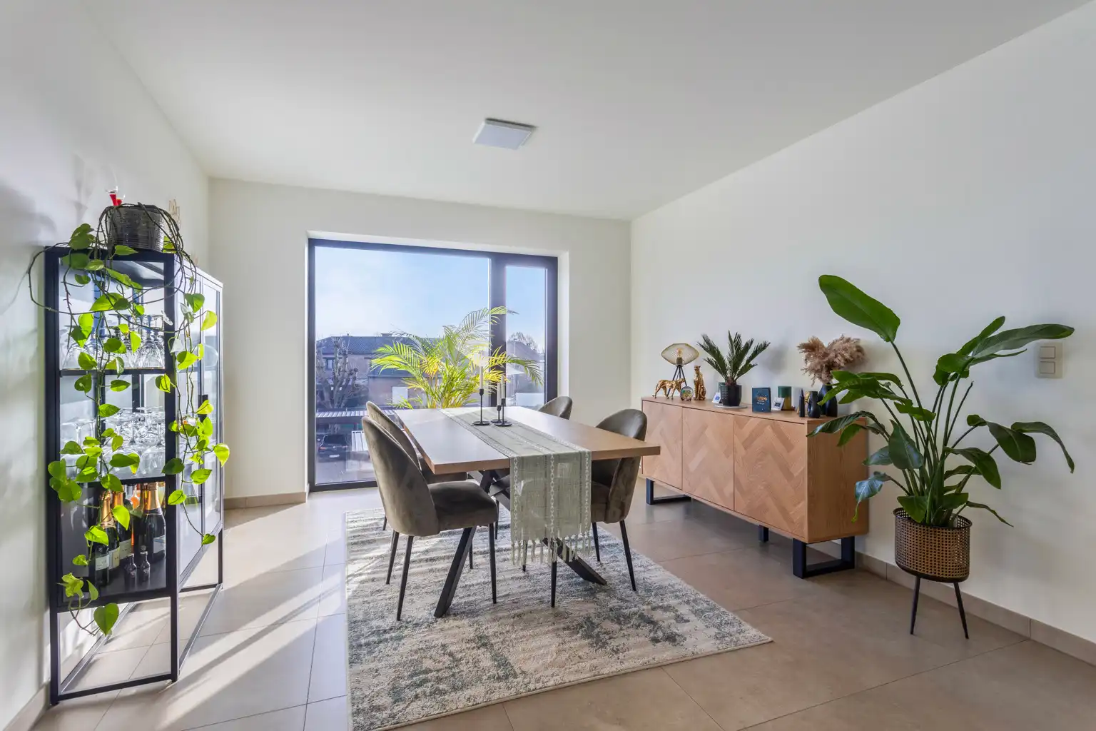 Penthouse in uitstekende staat met 2 slpks en 2 carports foto 11
