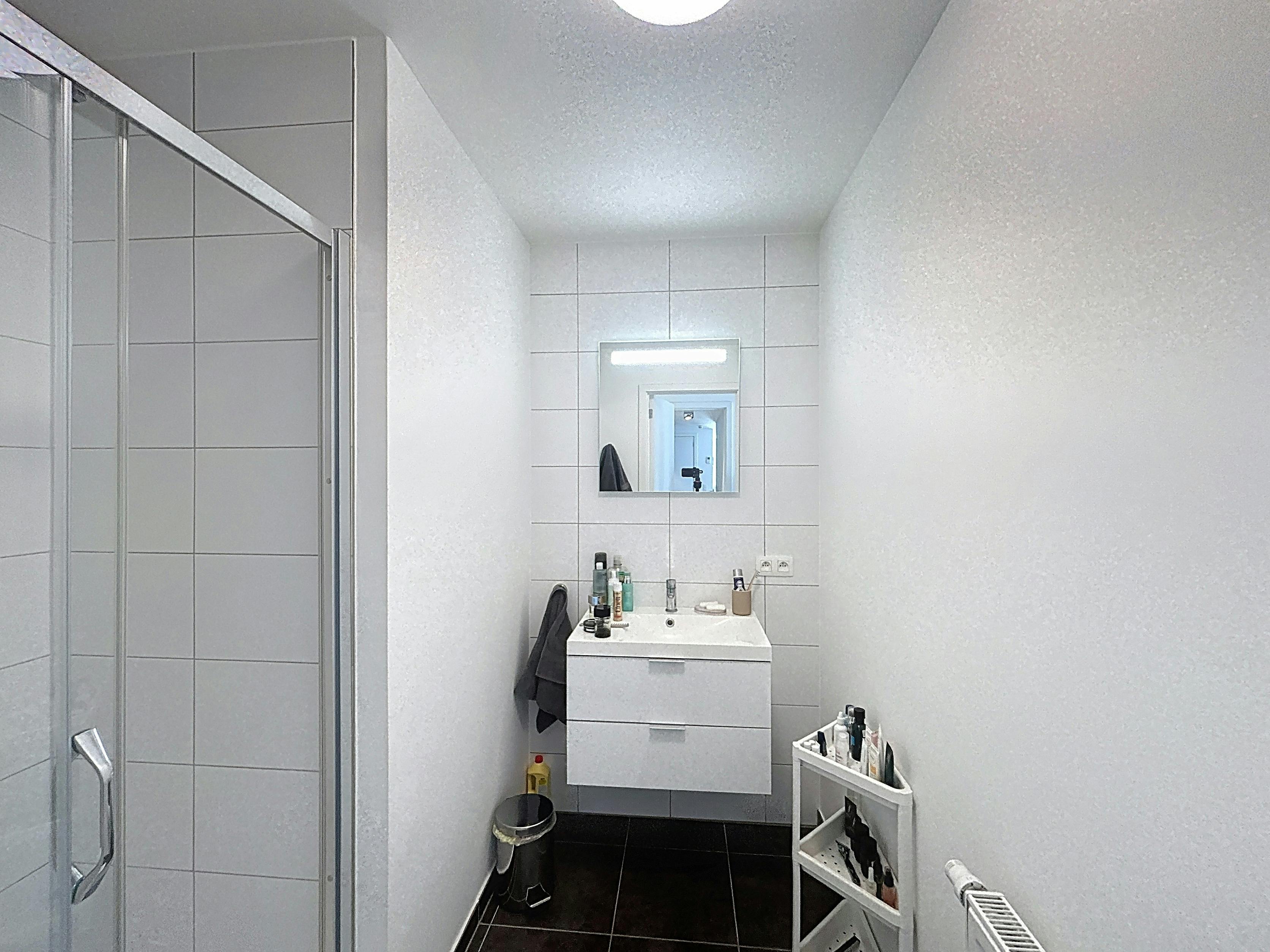 Brussel, Gemeubeld appartement -terras 30m²- pkg foto 14