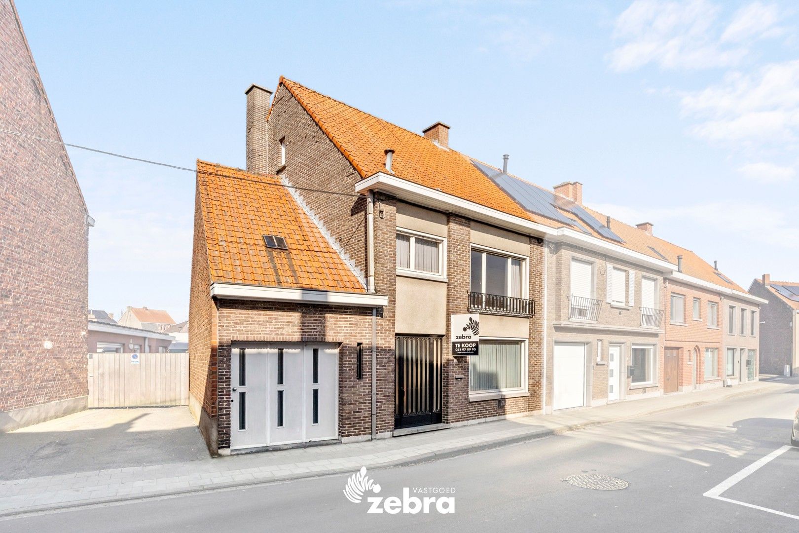 Te renoveren HOB in het centrum van Izegem! foto 21
