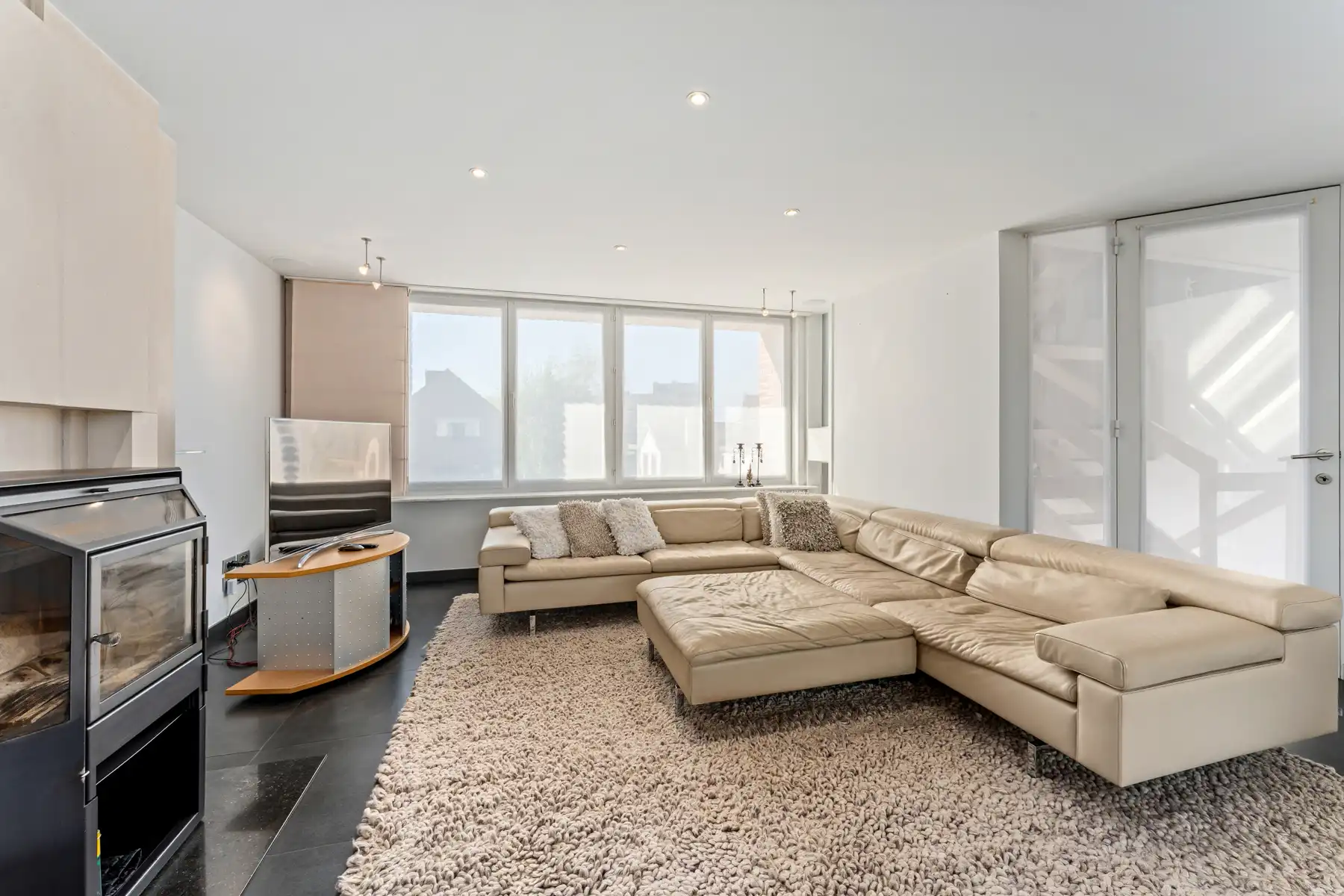 Handelsruimte met prachtige woning te koop in Roeselare! foto 10