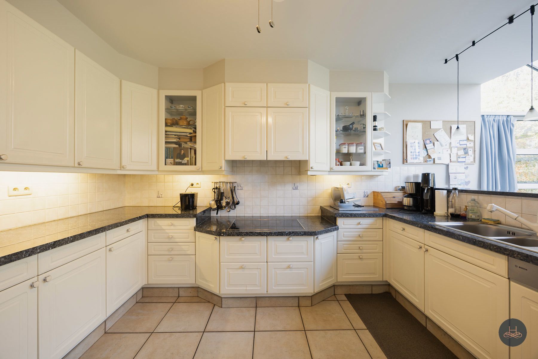 Ruime, energiezuinige villa met panoramisch zicht op groen foto 15