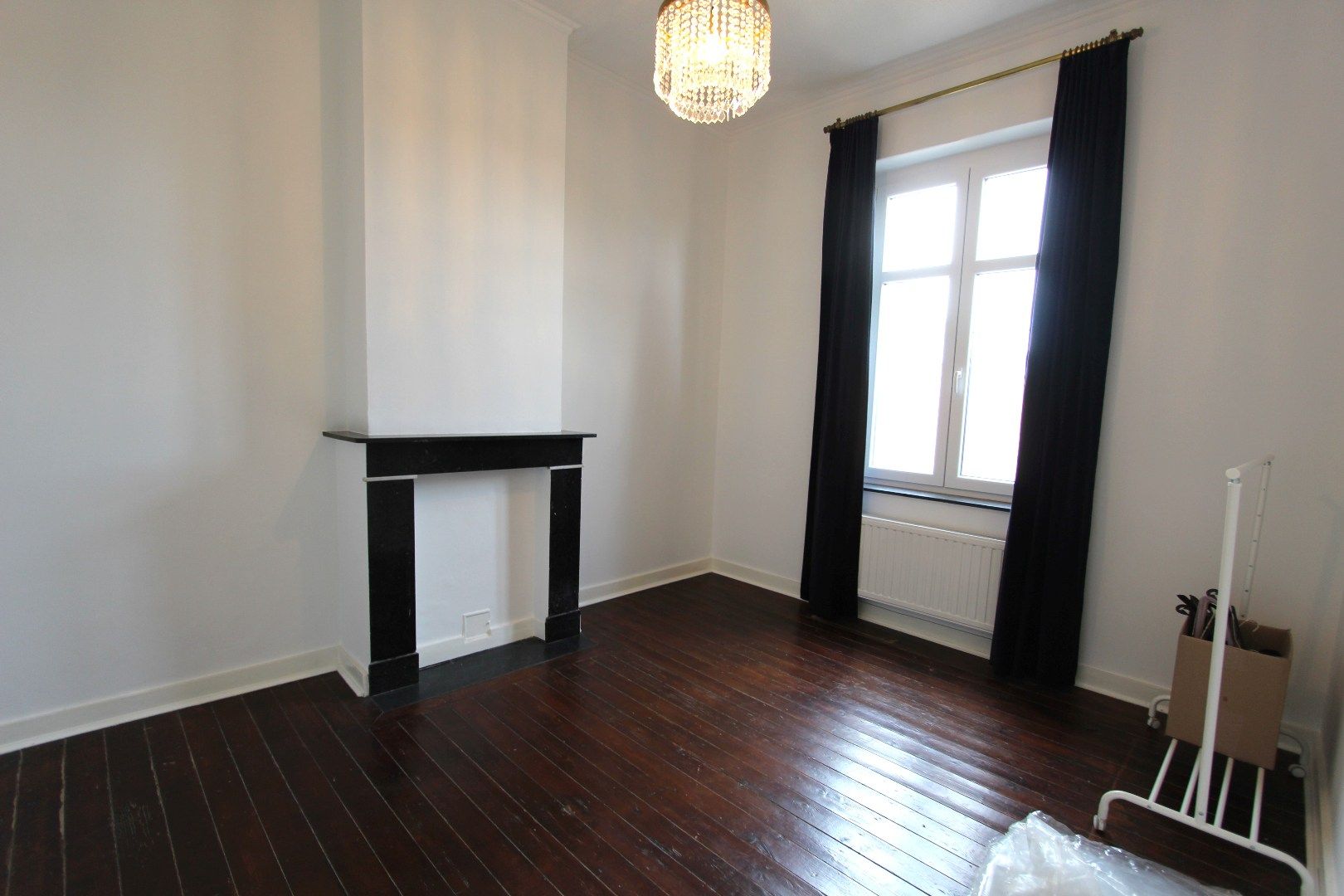 KNAP GERENOVEERDE WONING MET STADSTUIN foto 12