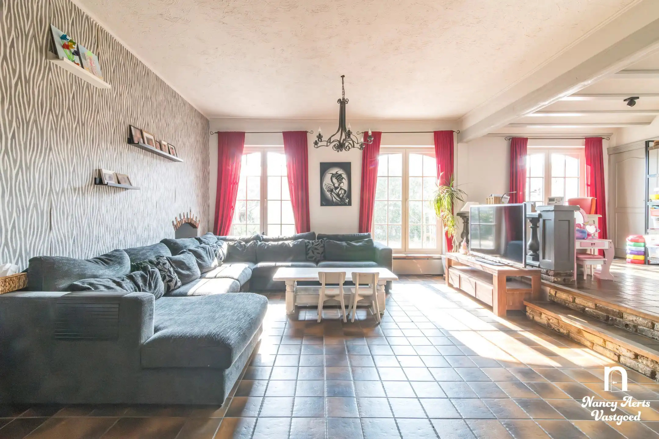 Ruime woning met karakter en talloze mogelijkheden foto 9