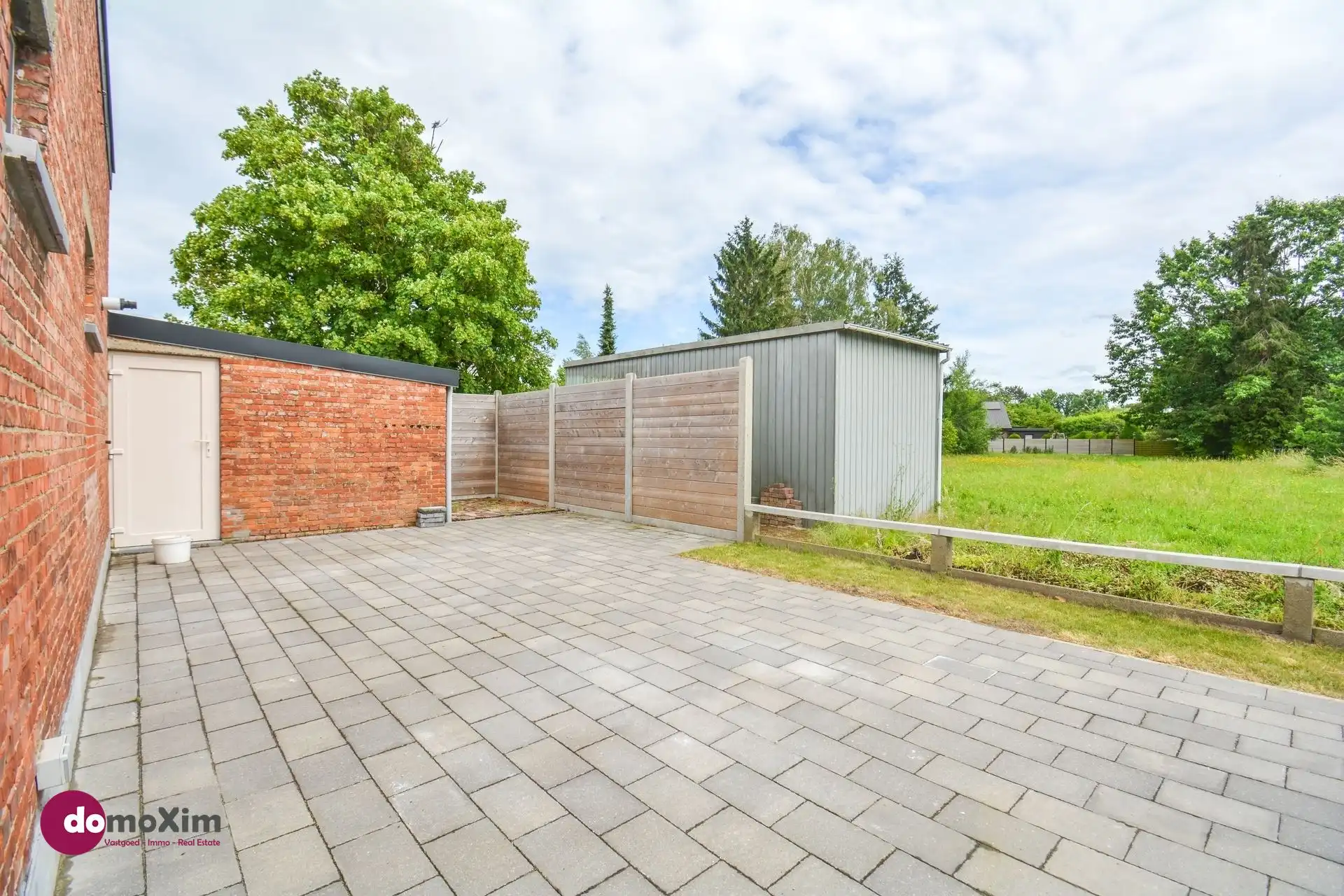 Volledig gerenoveerde woning met zonnige tuin nabij het centrum van Schiplaken foto 24