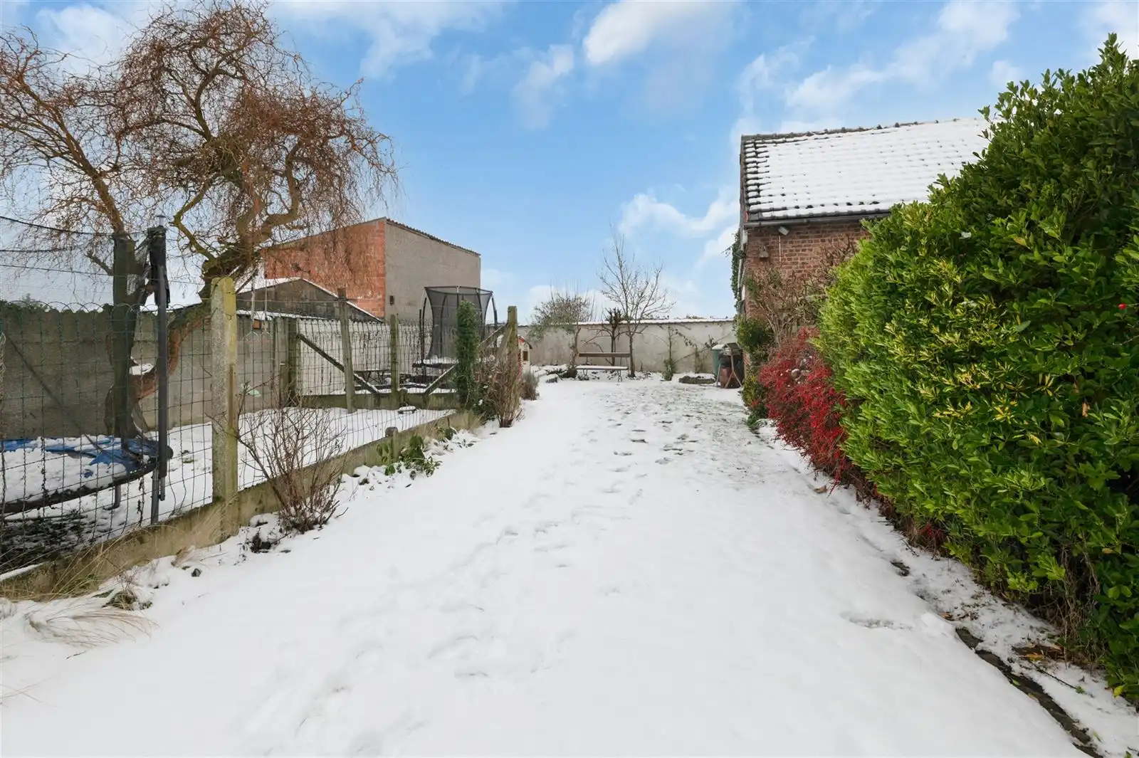 gezinswoning met tuin op 2are95 foto 24