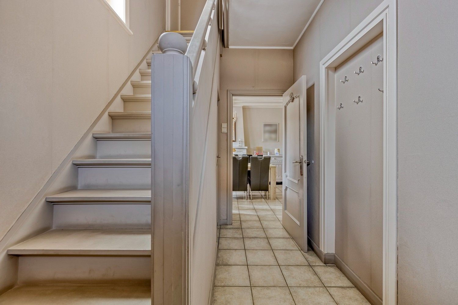 Gezinswoning met vier slaapkamers en veel potentieel in het landelijke Uikhoven (Maasmechelen) foto 6