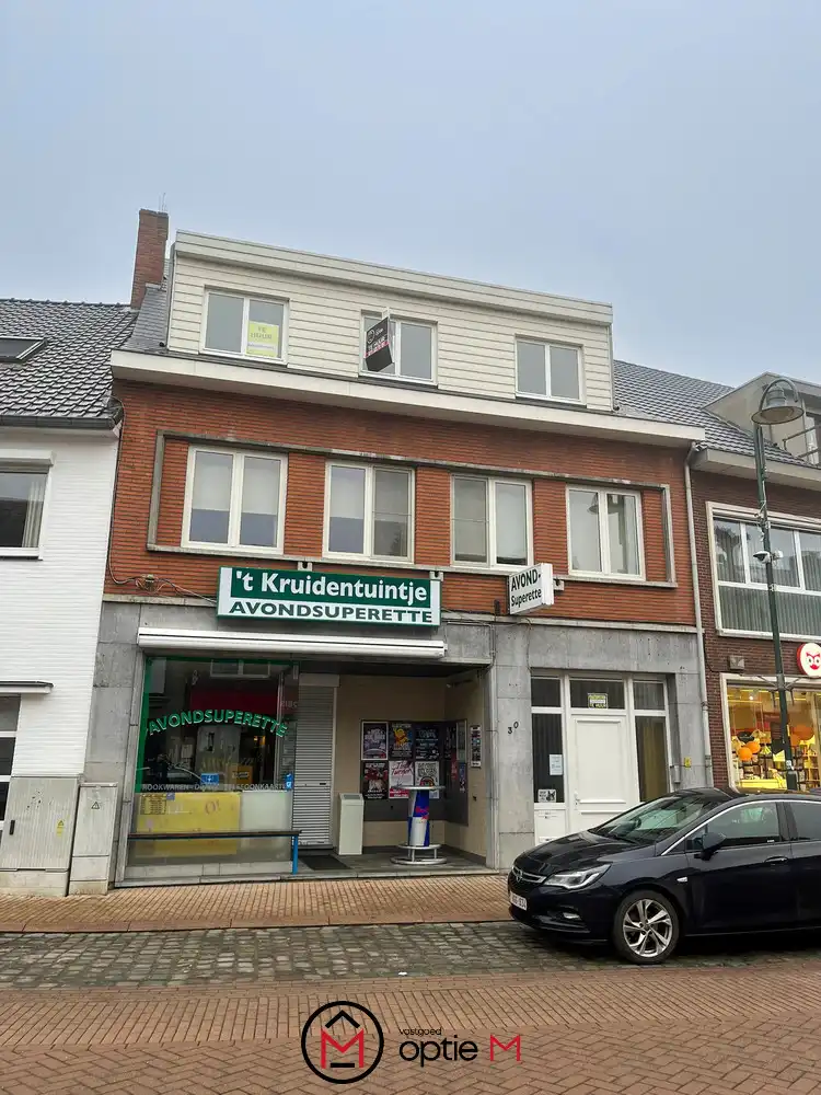 Ruim appartement te huur in het hart van Zonhoven foto {{pictureIndex}}