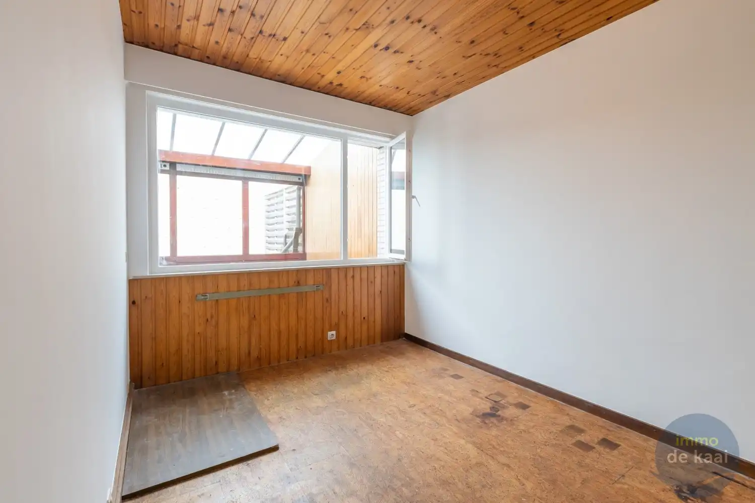 Goed gelegen renovatieproject in volle vakantiesfeer. foto 16