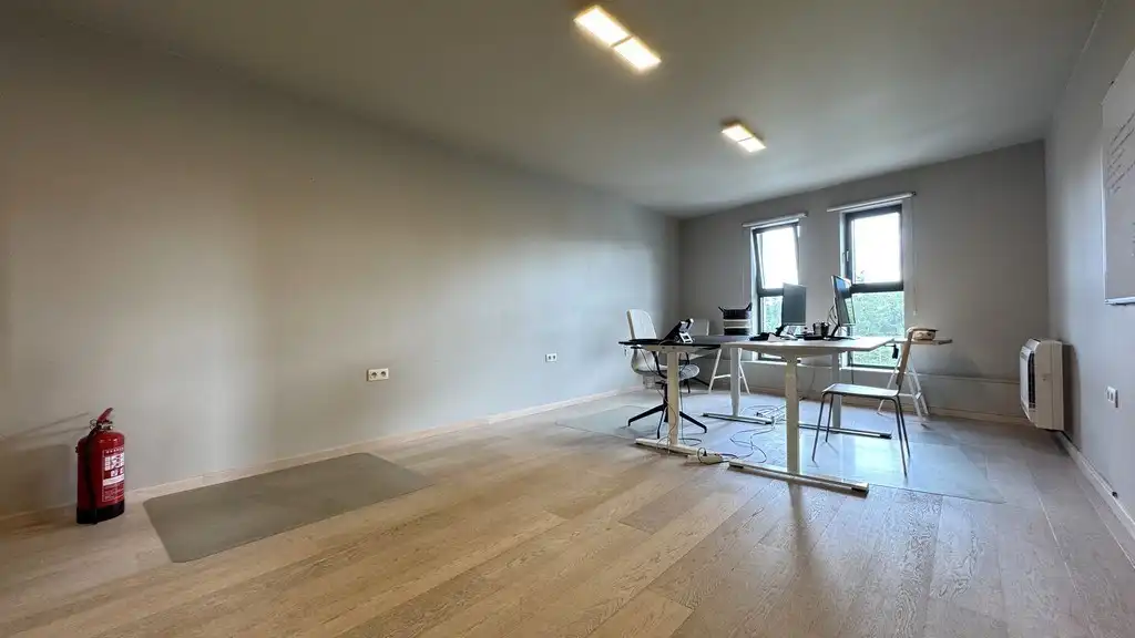 Instapklare kantoorruimte te huur aan De Sterre in Gent foto 2