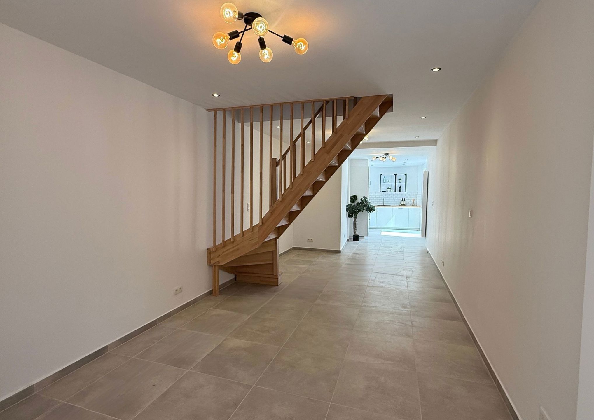Prachtig gerenoveerde rijwoning in centrum Aarschot foto 3